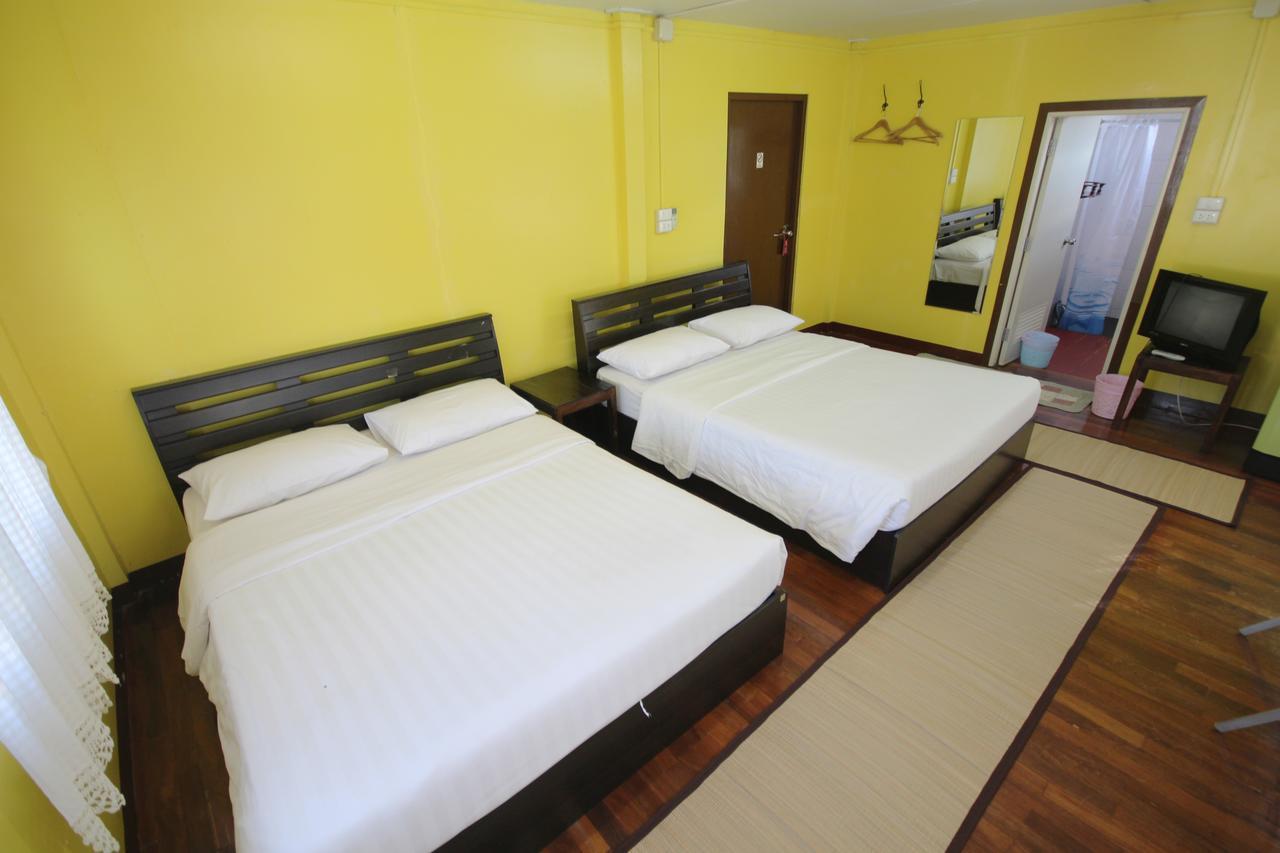 Baan Bua Homestay Chiang Rai Exterior photo