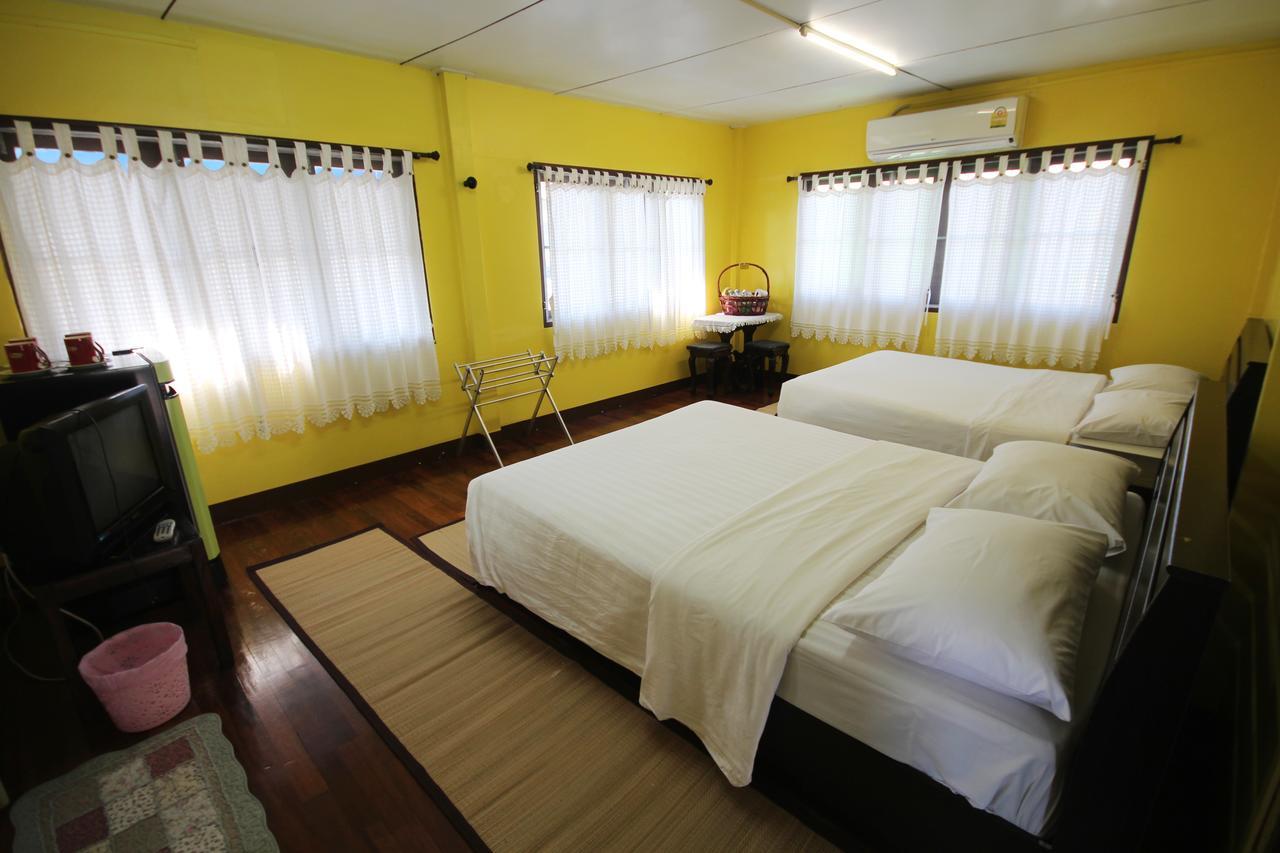 Baan Bua Homestay Chiang Rai Exterior photo